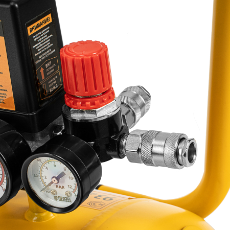 Поршневой компрессор  DCV1800/50