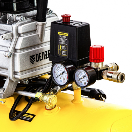 Поршневой компрессор  DC1700/50